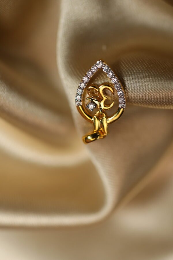 Om Pendant DP-0001