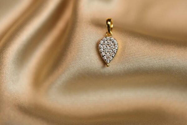 Leaf pendant DP-0019